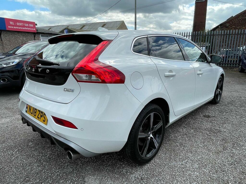 Volvo V40 Hatchback 2.0 D2 R-design Euro 6 Ss 20181 NJ18ZPS White #5