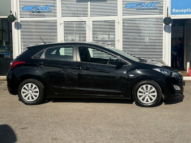 Hyundai I30 2016 1.6 Crdi Blue Drive S Hatchback Ma EN65XYZ Black #2
