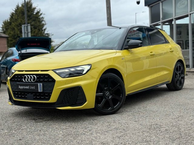 Audi A1 2021 1.0 Tfsi 25 Black Edition Sportback Petro YY21ZTO Yellow #4