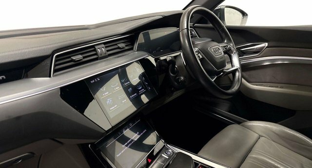 Audi E-tron 55 Suv Quattro 95Kwh 408 Ps KR19XXW Black #2