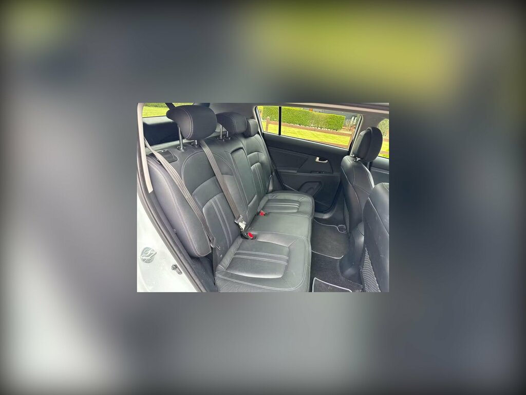 Kia Sportage 2.0 Crdi Kx-4 Awd Euro 5 LY65SVC White #4