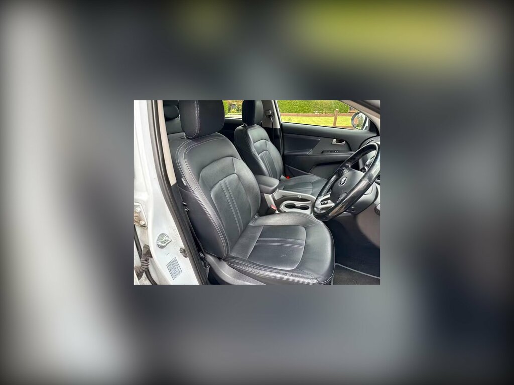 Kia Sportage 2.0 Crdi Kx-4 Awd Euro 5 LY65SVC White #3