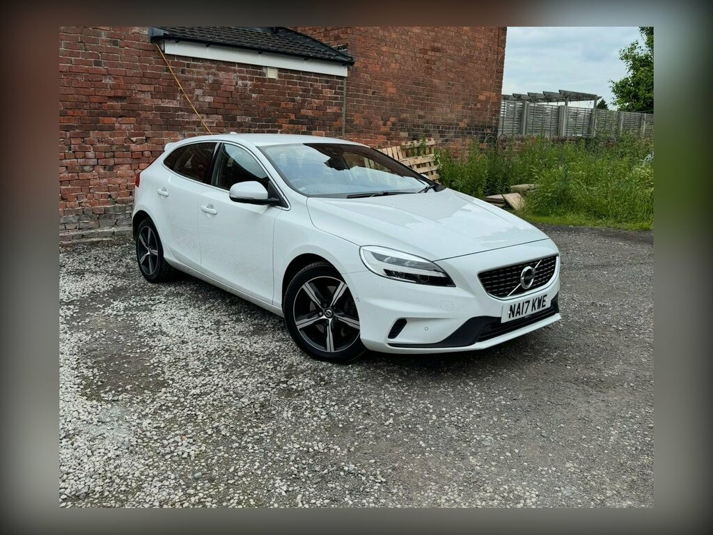 Volvo V40 2.0 D4 R-design Nav Plus Euro 6 Ss White