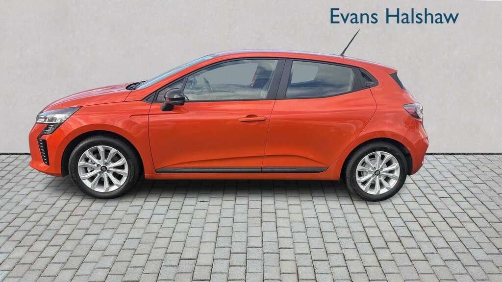 Renault Clio 1.6 E-tech Full Hybrid 145 Evolution 2025 SN75XNP Orange #2