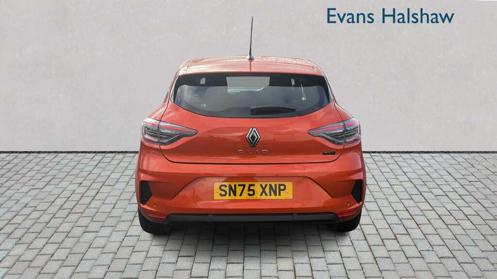 Renault Clio 1.6 E-tech Full Hybrid 145 Evolution 2025 SN75XNP Orange #3