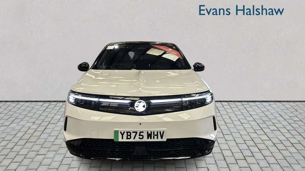 Vauxhall Grandland 157Kw Ultimate 73Kwh Panoramic Roof 202 YB75WHV White #5