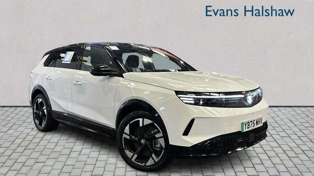 Vauxhall Grandland 157Kw Ultimate 73Kwh Panoramic Roof 202 White