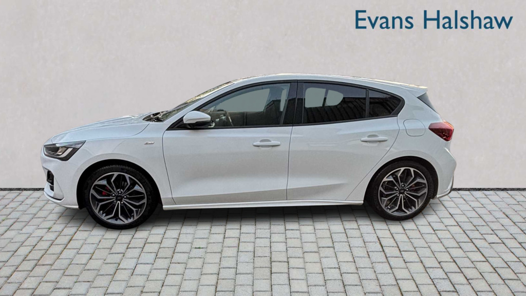 Ford Focus 1.0 Ecoboost Hybrid Mhev St-line X 2025 SD75LVR White #4