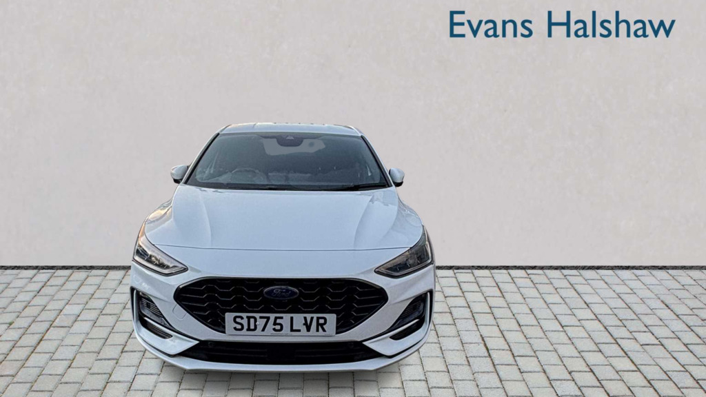Ford Focus 1.0 Ecoboost Hybrid Mhev St-line X 2025 SD75LVR White #3
