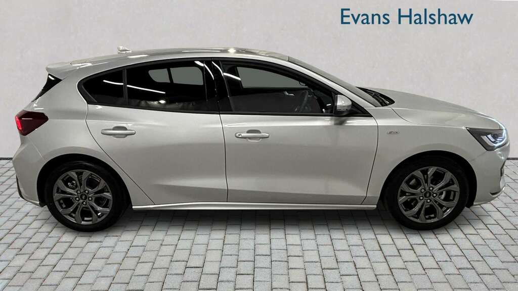 Ford Focus 1.0 Ecoboost Hybrid Mhev St-line 2025 BG75JWE Silver #3