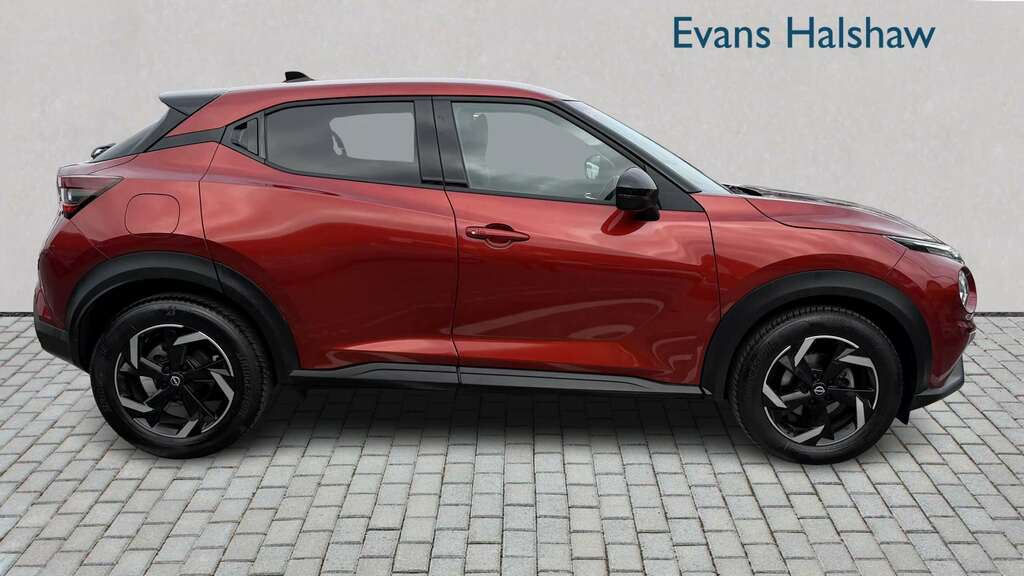 Nissan Juke 1.0 Dig-t 114 N-connecta 2022 PJ72YZA Red #2