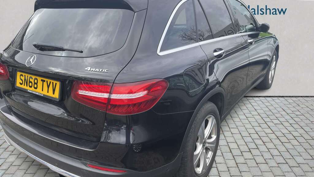 Mercedes-Benz GLC Class 250D 4Matic Sport Premium 9G-tronic 2019 SN68TYV Black #3