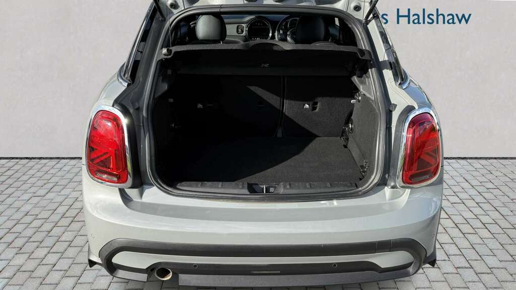Mini Hatch 1.5 Cooper Exclusive 2022 GF22OWA Grey #6