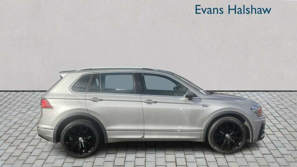 Volkswagen Tiguan 2.0 Tdi 150 4Motion R-line Tech 2019 KP69VTF Silver #6