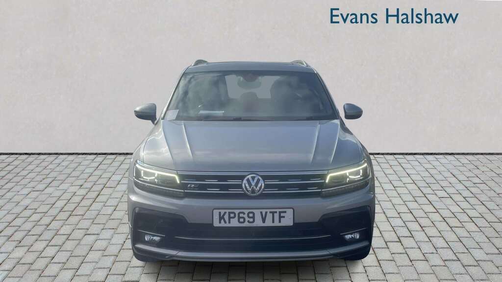 Volkswagen Tiguan 2.0 Tdi 150 4Motion R-line Tech 2019 KP69VTF Silver #3