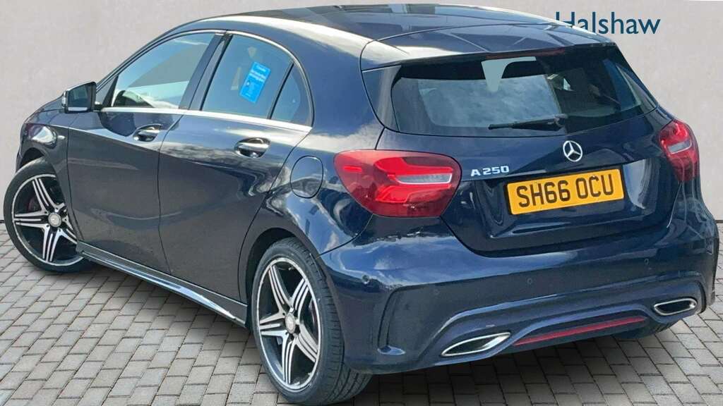 Mercedes-Benz A Class A250 Amg Premium 2016 SH66OCU Blue #2