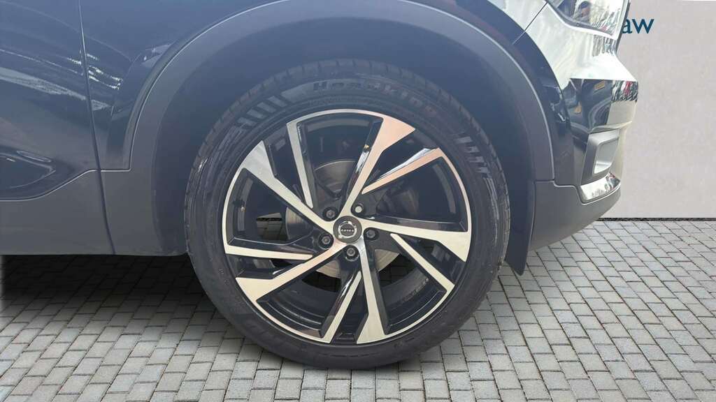 Volvo XC40 1.5 T3 163 R Design Pro 2020 GSZ8897 Black #5