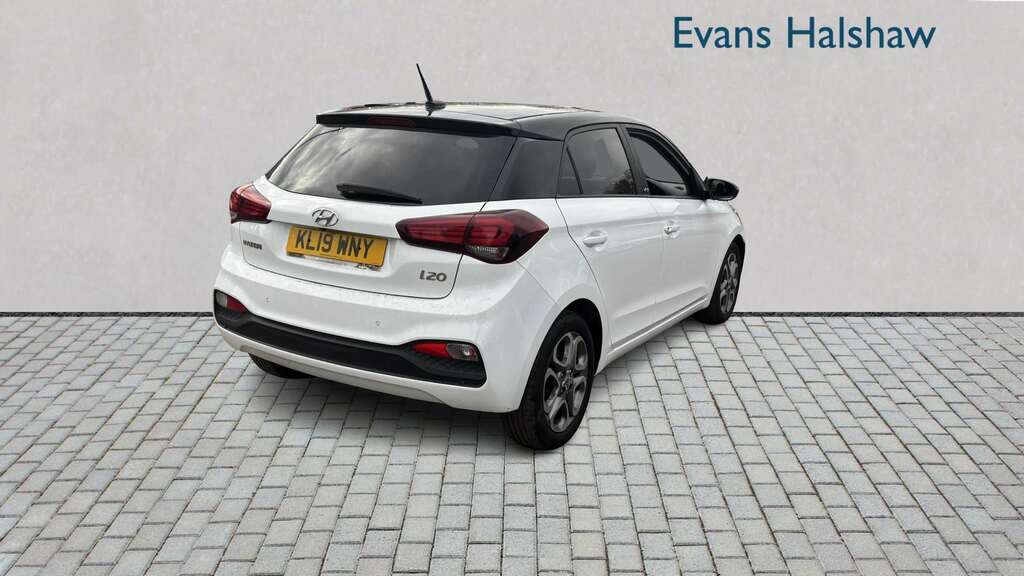 Hyundai I20 1.0 T-gdi Play 2019 KL19WNY White #3