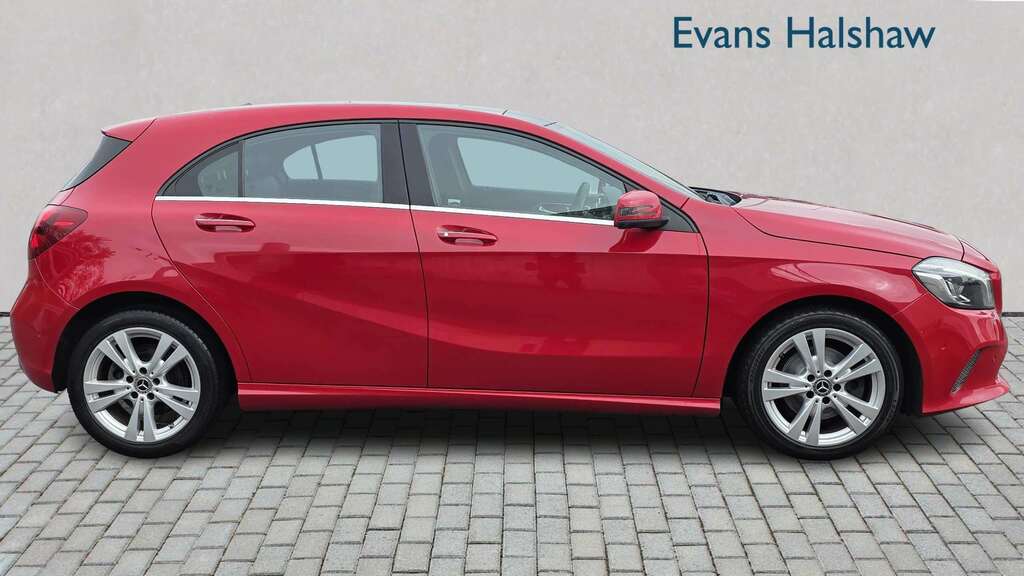 Mercedes-Benz A Class A200d Sport Premium Plus 2017 KR17OKC Red #4