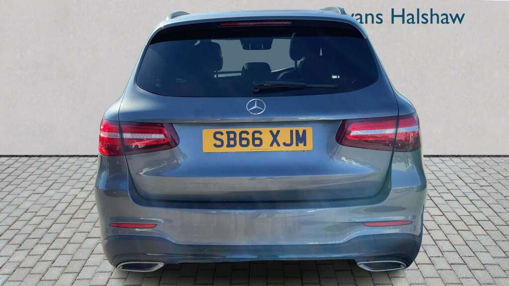 Mercedes-Benz GLC Class 250D 4Matic Amg Line Premium 9G-tronic 2016 SB66XJM Grey #3