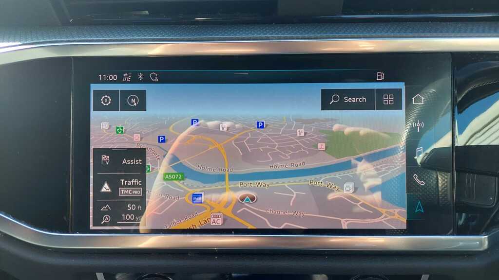 Audi Q3 35 Tfsi S Line S Tronic 2021 LY70BYL White #2