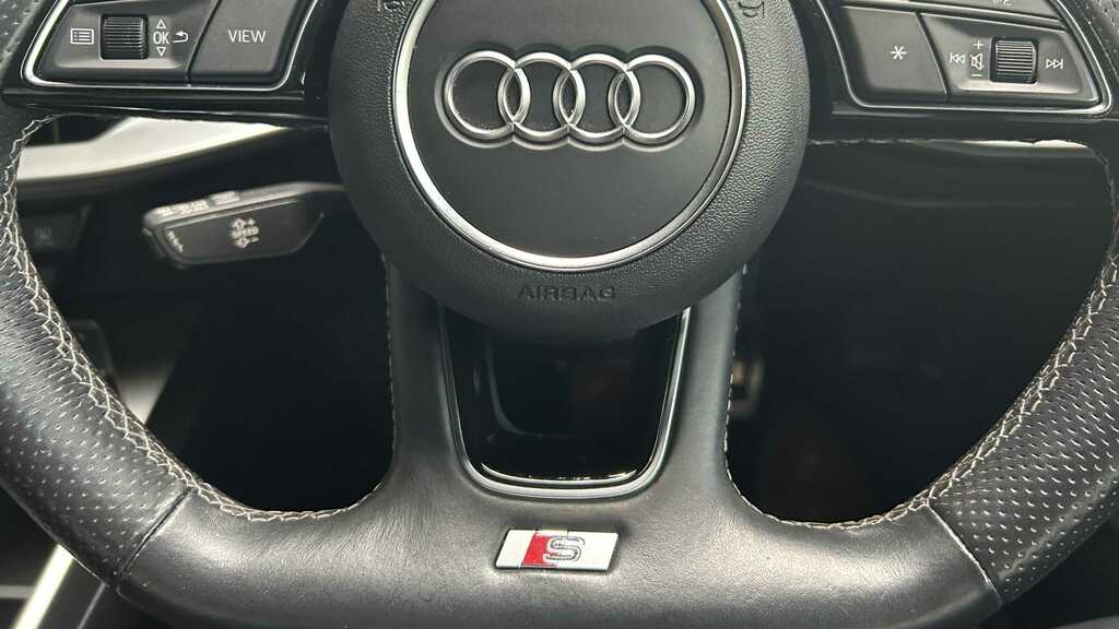 Audi A3 35 Tdi Edition 1 S Tronic 2020 KM70GVF Black #6