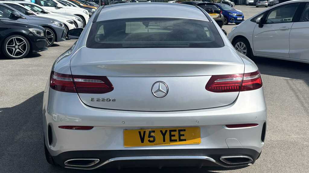 Mercedes-Benz E Class E220d Amg Line Premium 9G-tronic 2018 V5YEE Silver #6