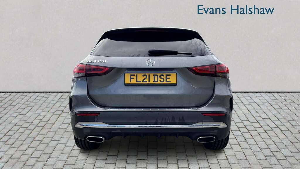 Mercedes-Benz GLA Class 180 Amg Line 2021 FL21DSE Grey #6