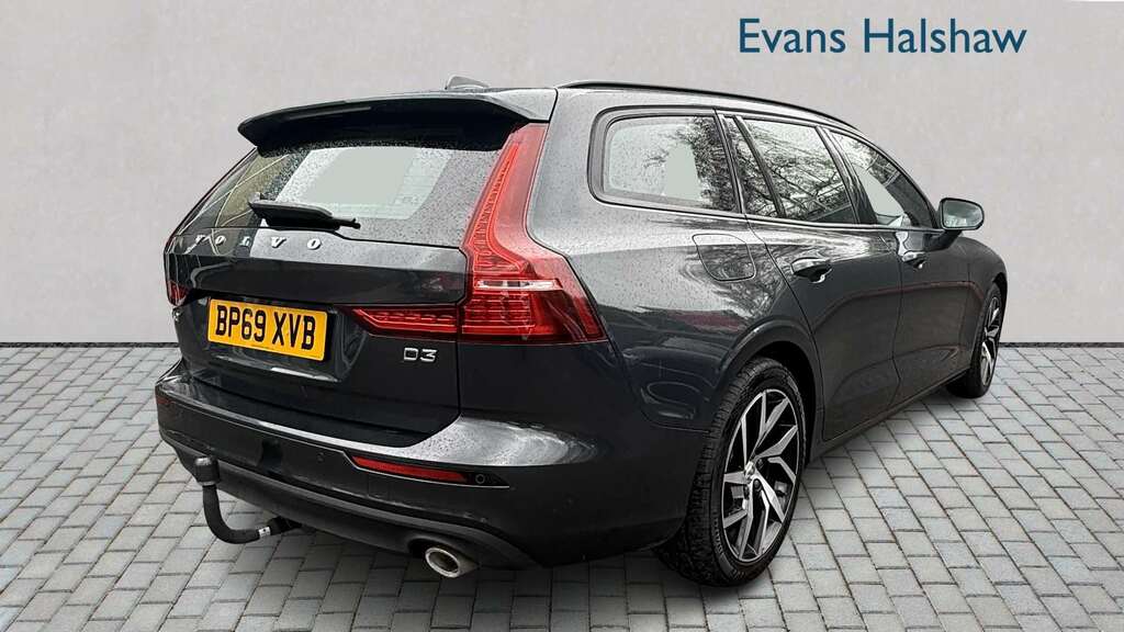 Volvo V60 2.0 D3 150 Momentum Plus 2020 Grey #6