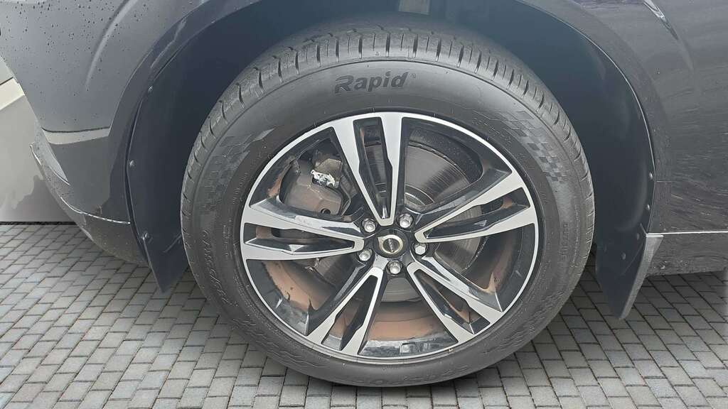 Volvo XC60 2.0 T5 250 Momentum Pro Geartronic 2019 OV69MFY Black #5