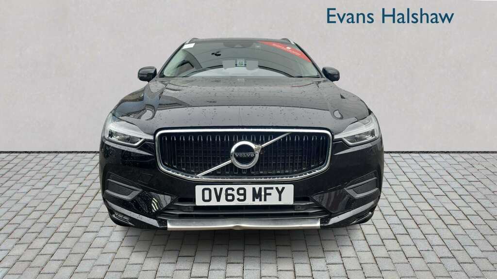 Volvo XC60 2.0 T5 250 Momentum Pro Geartronic 2019 OV69MFY Black #3
