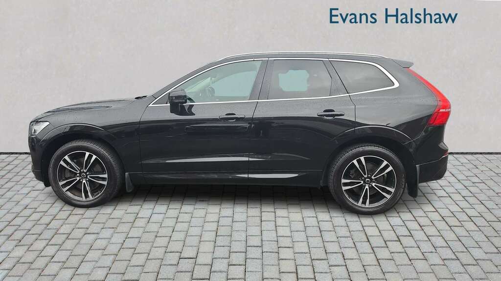 Volvo XC60 2.0 T5 250 Momentum Pro Geartronic 2019 OV69MFY Black #2