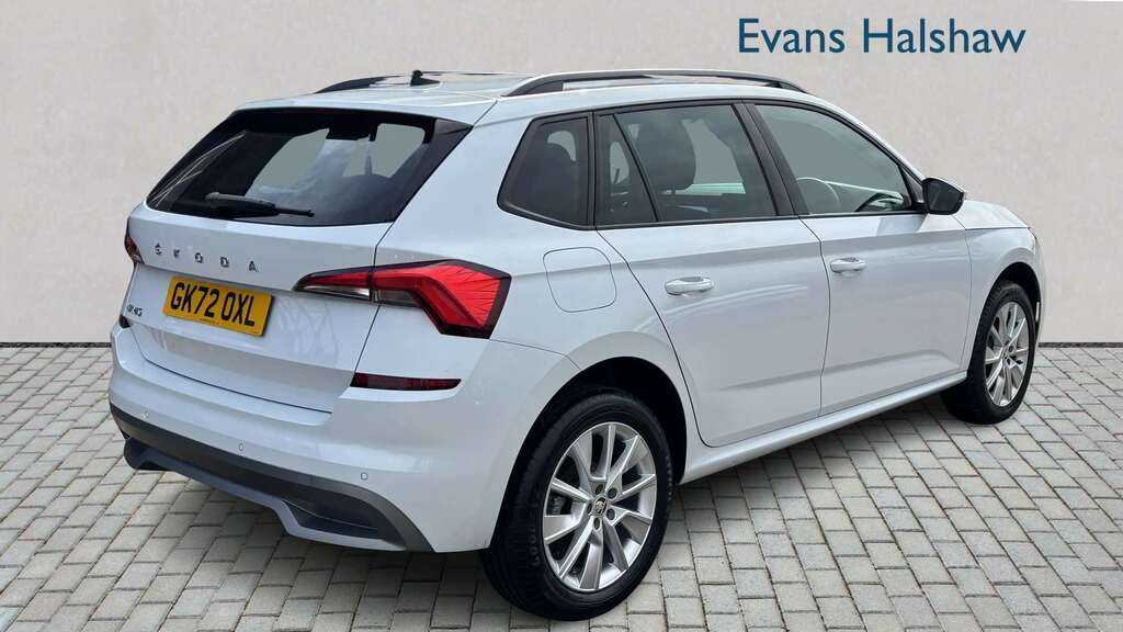 Skoda Kamiq 1.0 Tsi 110 Se Drive Dsg 2022 GK72OXL White #6