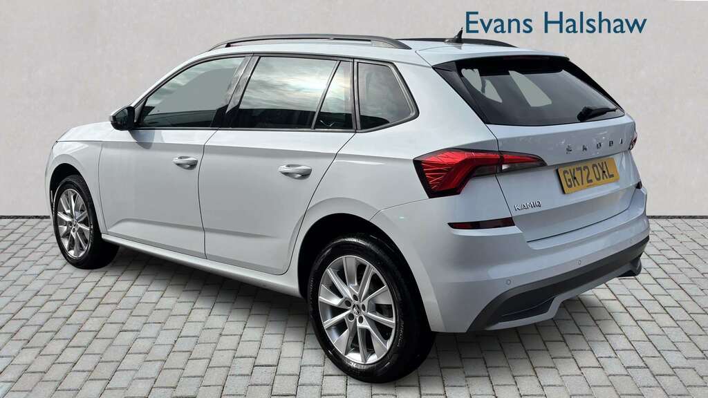 Skoda Kamiq 1.0 Tsi 110 Se Drive Dsg 2022 GK72OXL White #4