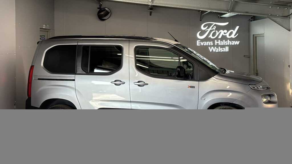 Citroen e-Berlingo 100Kw Flair Xtr M 50Kwh 2024 HJ24RPU Grey #3
