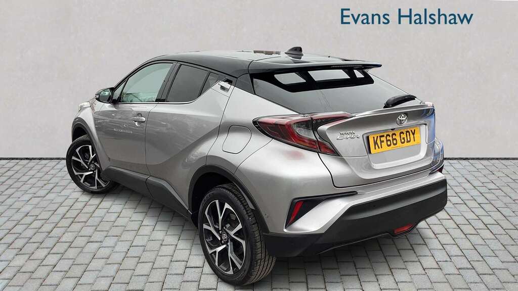 Toyota C-Hr 1.2T Dynamic 2017 KF66GDY Silver #2