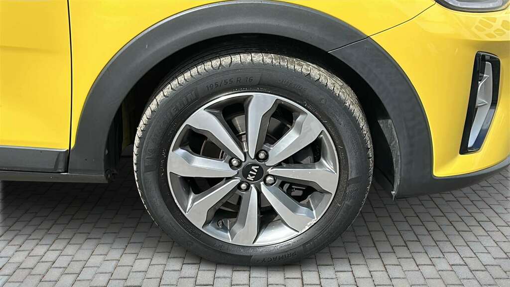 Kia Stonic 1.0T Gdi 99 2 2021 ML21LHH Yellow #6