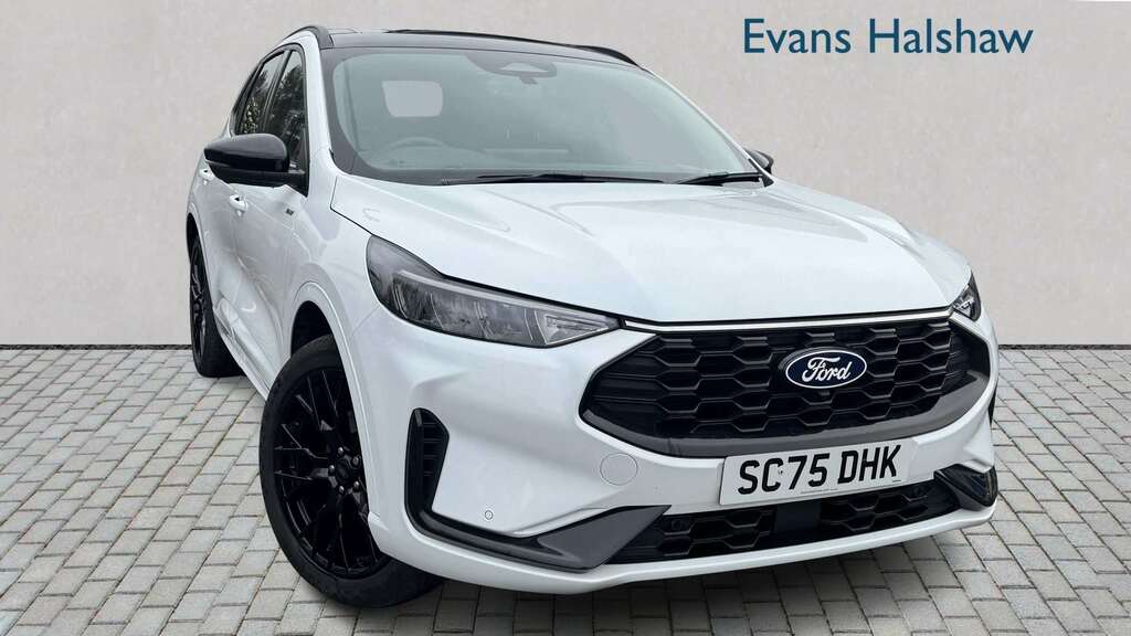 Ford Kuga 2.5 Phev St-line X Black Package Cvt 2025 White