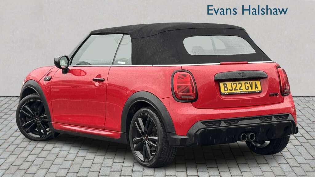 Mini Convertible 2.0 Cooper S Sport 2022 BJ22GVA Red #2