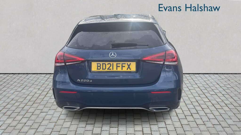 Mercedes-Benz A Class A220d Amg Line Premium 2021 BD21FFX Blue #3