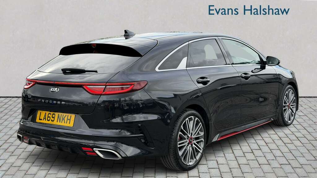 Kia Proceed 1.6T Gdi Isg Gt Dct 2020 LA69NKH Black #3