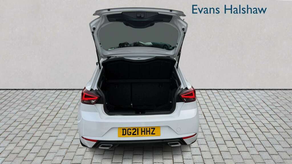 Seat Ibiza 1.0 Tsi 110 Fr Sport Ez 2021 DG21HHZ White #4