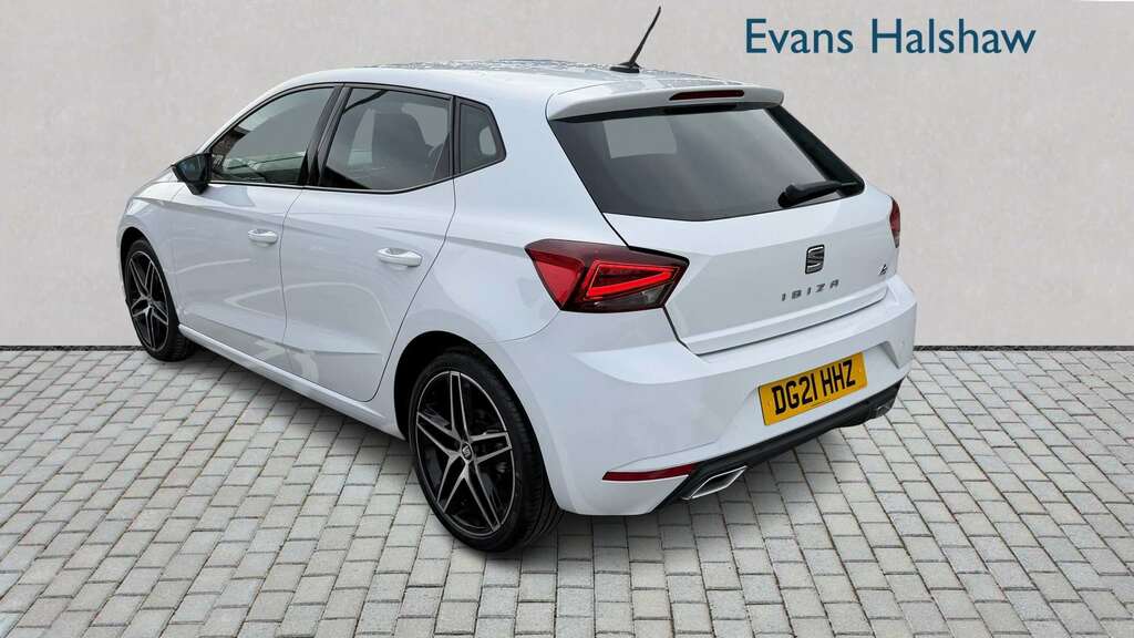 Seat Ibiza 1.0 Tsi 110 Fr Sport Ez 2021 DG21HHZ White #5