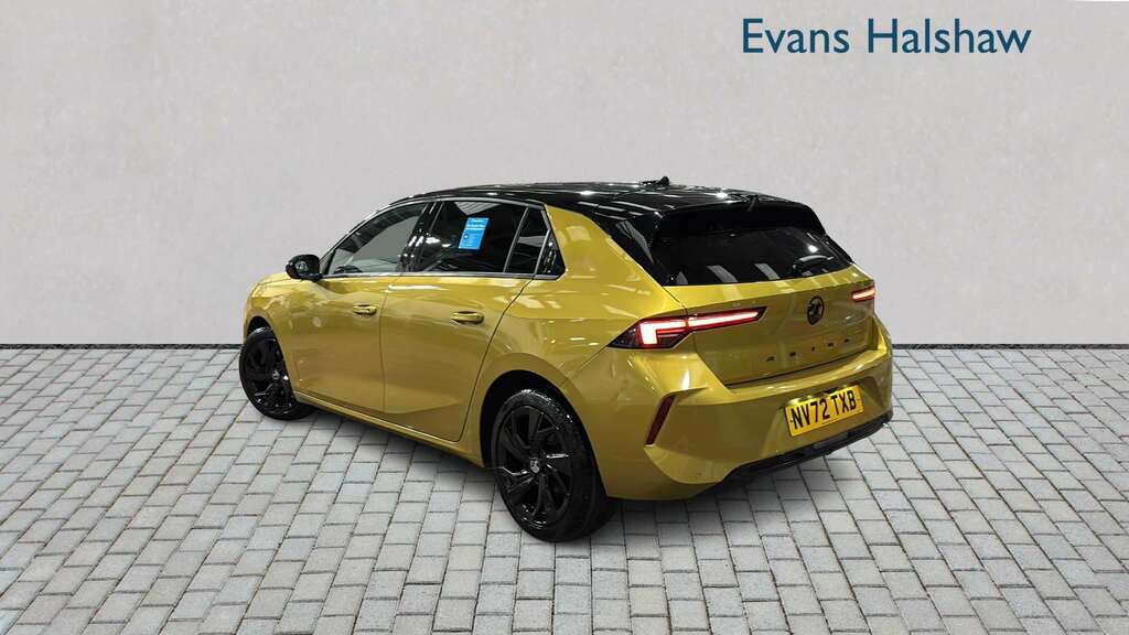 Vauxhall Astra 1.5 Turbo D Gs Line 2023 Yellow #2