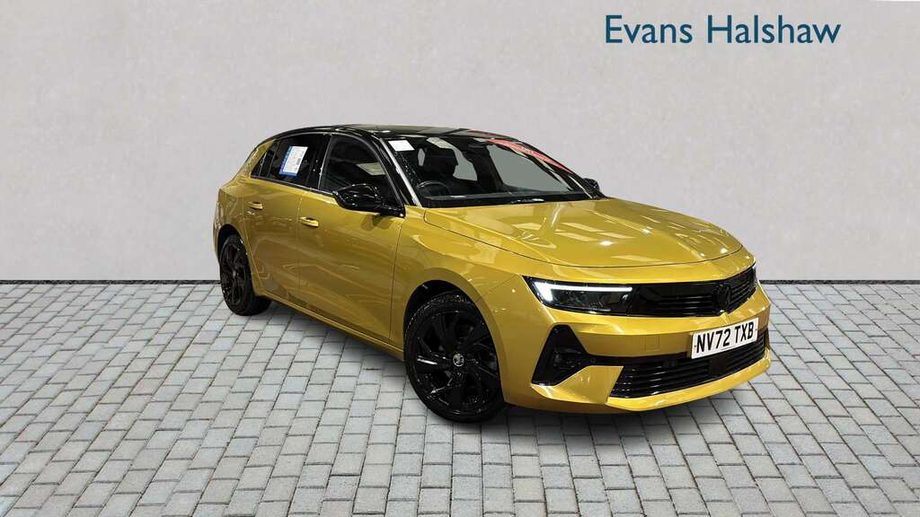 Vauxhall Astra 1.5 Turbo D Gs Line 2023 Yellow