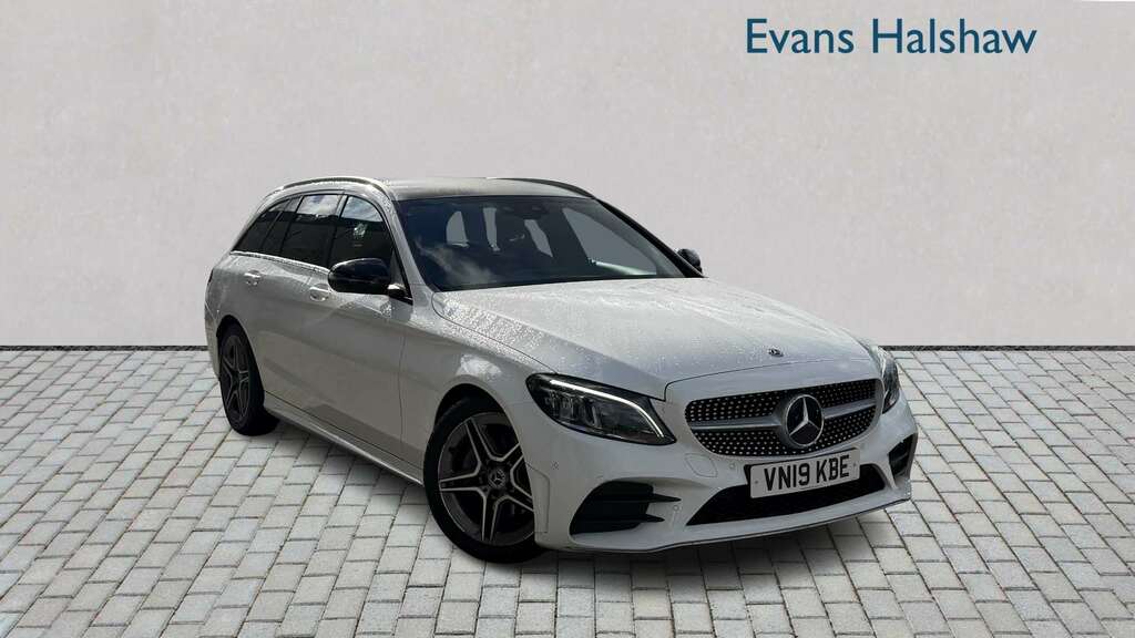 Mercedes-Benz C Class C220d Amg Line Premium 9G-tronic 2019 White