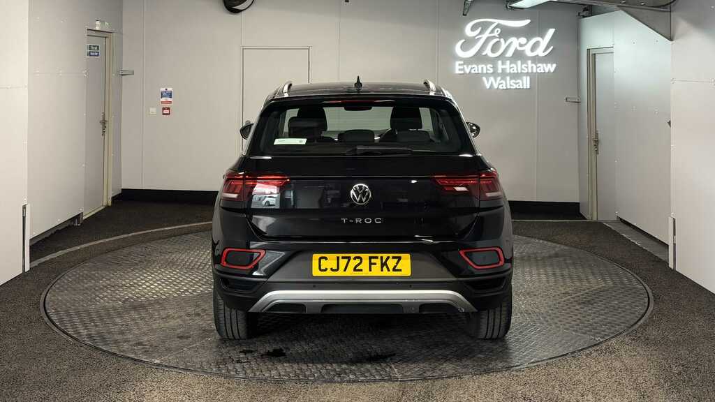 Volkswagen T-Roc 1.5 Tsi Life Dsg 2023 CJ72FKZ Black #6