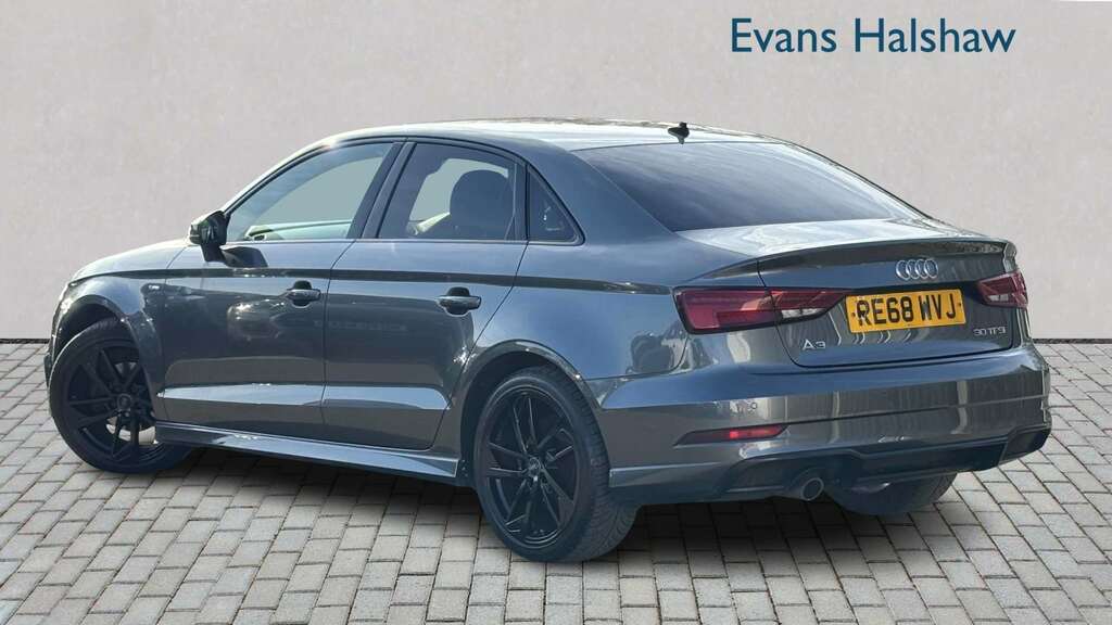Audi A3 30 Tfsi Black Edition S Tronic 2018 RE68WVJ Grey #2
