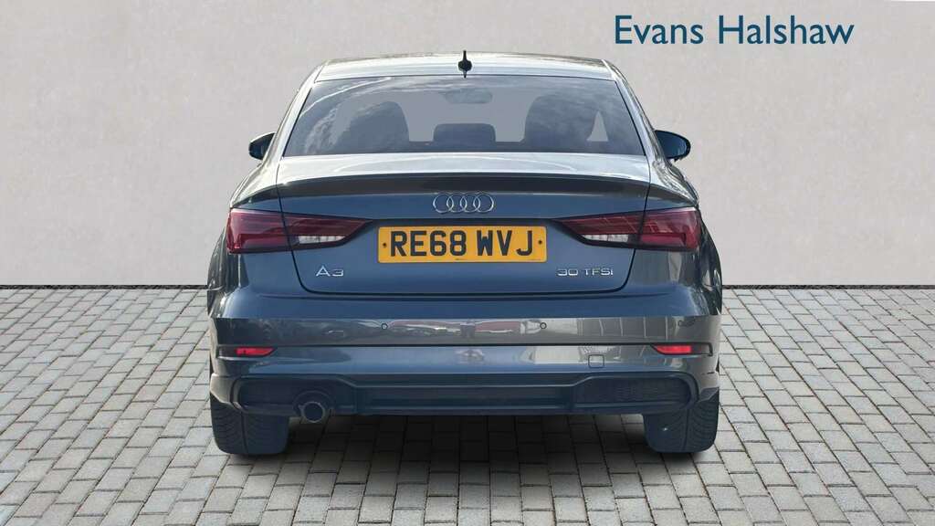 Audi A3 30 Tfsi Black Edition S Tronic 2018 RE68WVJ Grey #5