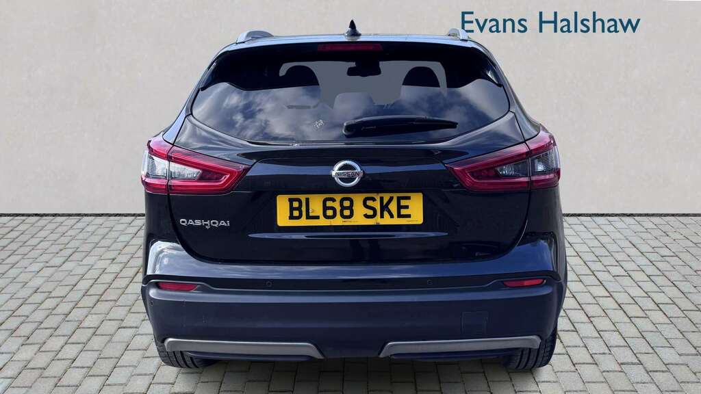 Nissan Qashqai 1.5 Dci 115 Tekna 2019 BL68SKE Black #4